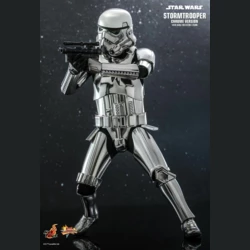 Stormtrooper (Chrome Version) Collectible Figure