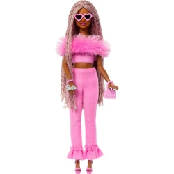 Deluxe Style #4 in Barbiecore Outfit