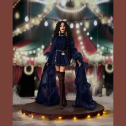 "Clairvoyante" Rayna Ahmadi