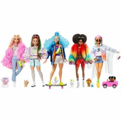 Extra 5-Doll Set with 6 Pets and 70 Styling Pieces