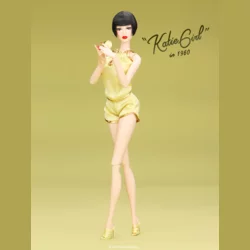Gold Qipao Katie Girl, 5th Anniversary Convention Dolls