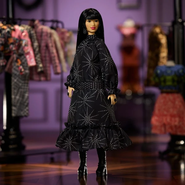 Barbie Anna Sui Doll, Inspiring Women