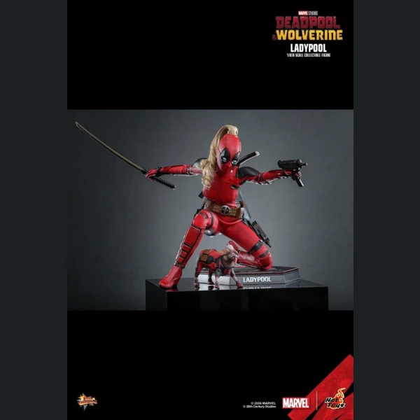 Hot Toys Ladypool, Deadpool & Wolverine