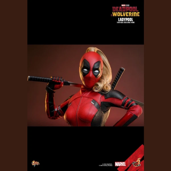 Hot Toys Ladypool, Deadpool & Wolverine