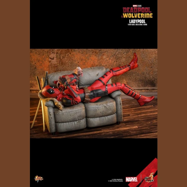 Hot Toys Ladypool, Deadpool & Wolverine