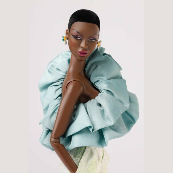 Fashion Royalty Spring Romance Adele Makeda, Live From Fashion Week Convention