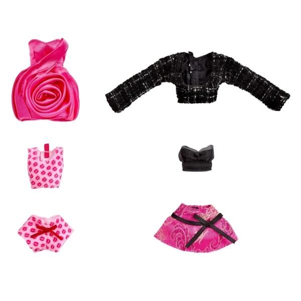 Bratz Dana (Playset), What'z In My Closet