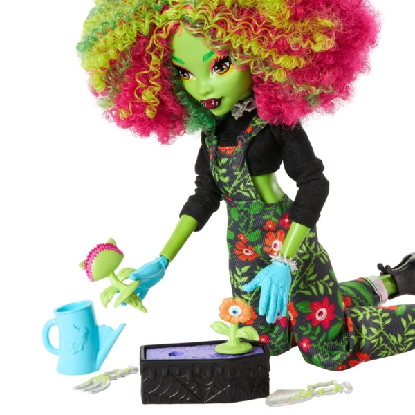 Monster High Venus McFlytrap, Fearbook