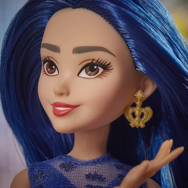 Hasbro Evie, The Royal Wedding, Descendants 3