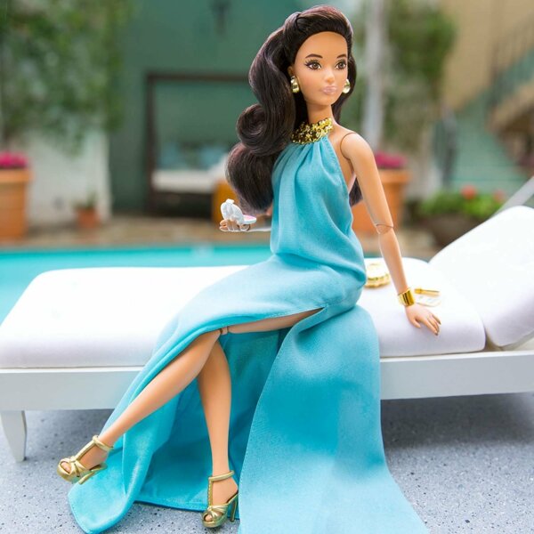 Barbie Pool Chic, Look Collection