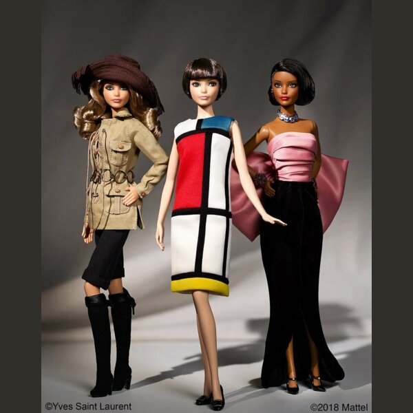 Лейбли та тлумачення маркування ляльок Barbie