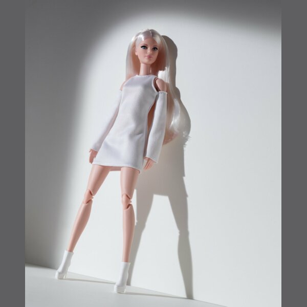 Barbie Looks Tall, Blonde #6