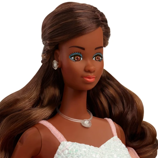Barbie Brown, Peaches ‘n Cream