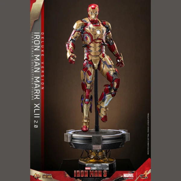 Hot Toys Iron Man 3 - Iron Man Mk 42 (Deluxe, Battle Damaged)