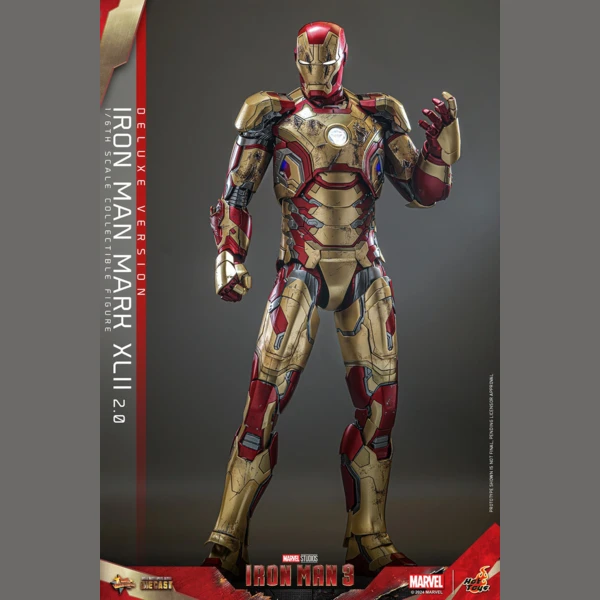 Hot Toys Iron Man 3 - Iron Man Mk 42 (Deluxe, Battle Damaged)