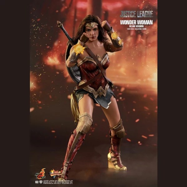 Hot Toys Wonder Woman (Deluxe Version), Justice League