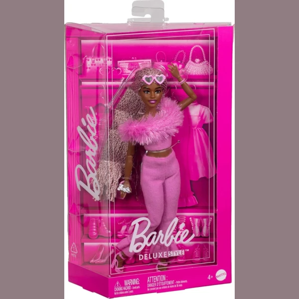 Deluxe Style #4 in Barbiecore Outfit