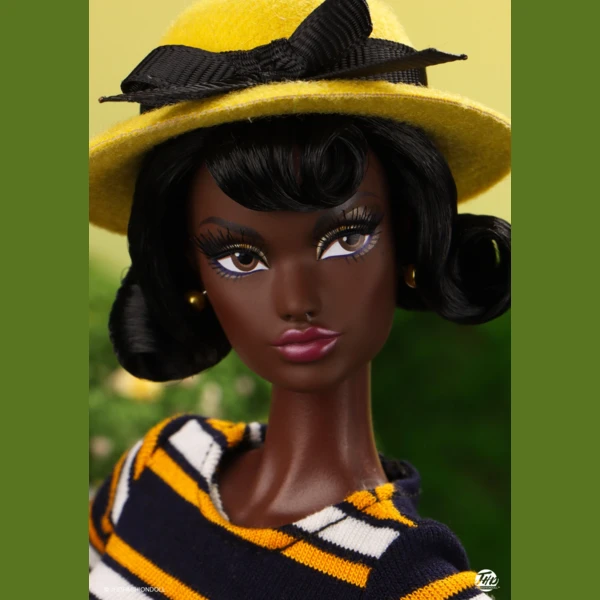 Mizi British Plaid (Garden Party Fashion Giftset), Mary Macy Valley Of The Dolls