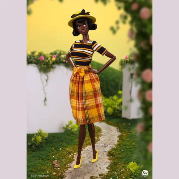 Mizi British Plaid (Garden Party Fashion Giftset), Mary Macy Valley Of The Dolls