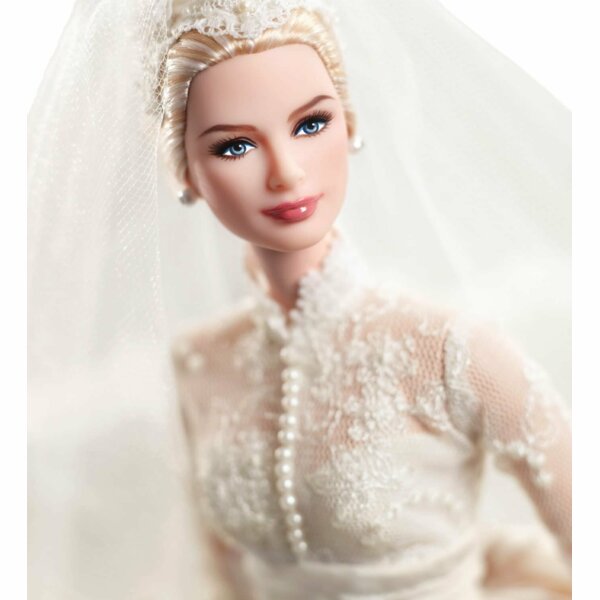 Barbie Princess Grace Kelly Bride in Silkstone, Collectors