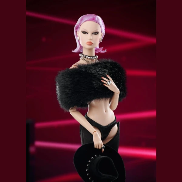 Nu. Face "La Sombra" Alejandra Luna, Stilettos Out: An Integrity Toys Fashion Thriller