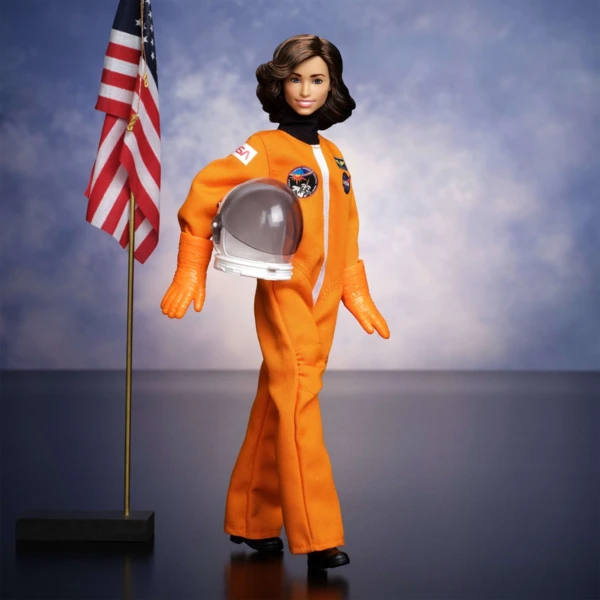 Barbie Ellen Ochoa, Inspiring Women