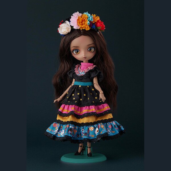 Harmonia Bloom Gabriela, Seasonal Doll