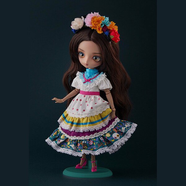 Harmonia Bloom Gabriela, Seasonal Doll