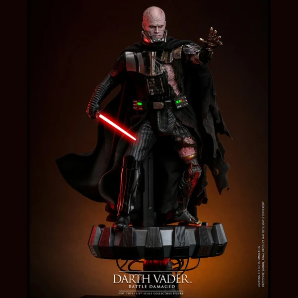 Hot Toys Star Wars - Darth Vader (Battle Damaged)