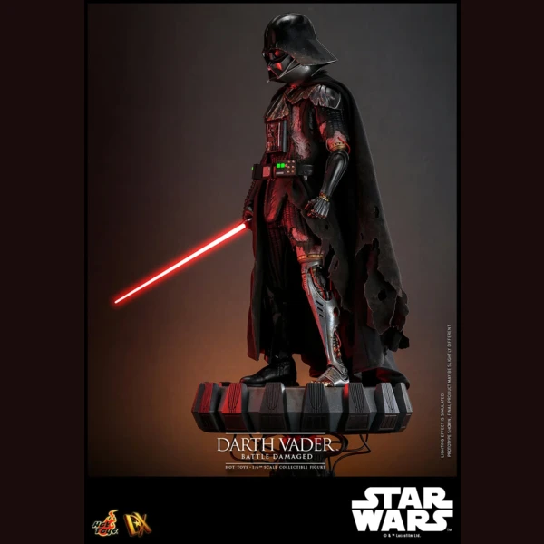 Hot Toys Star Wars - Darth Vader (Battle Damaged)