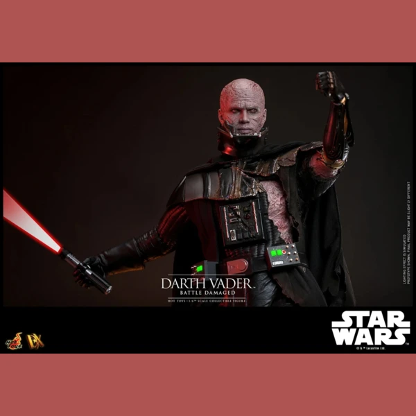 Hot Toys Star Wars - Darth Vader (Battle Damaged)