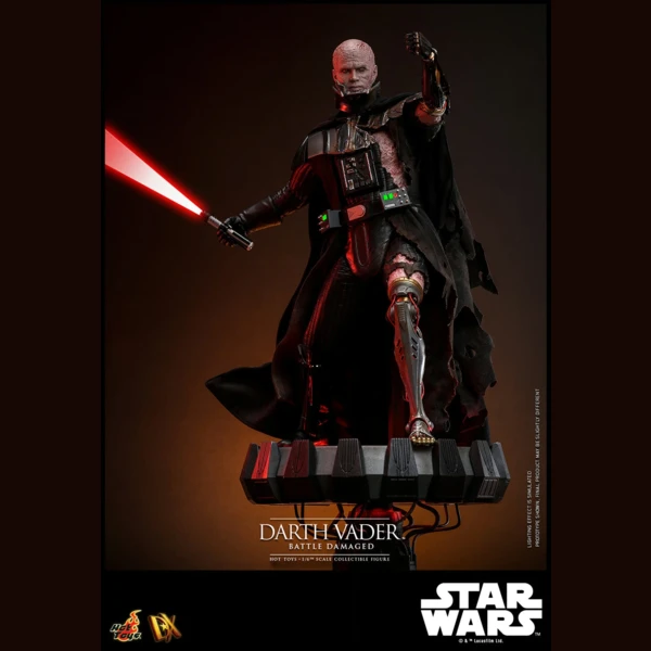 Hot Toys Star Wars - Darth Vader (Battle Damaged)