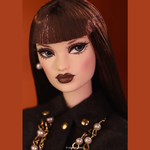 Mizi Page's Signature Style: Dark Neo-Fashion, VIP Upgrade