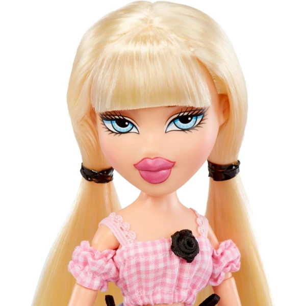 Bratz Cloe, Goin’ Out!