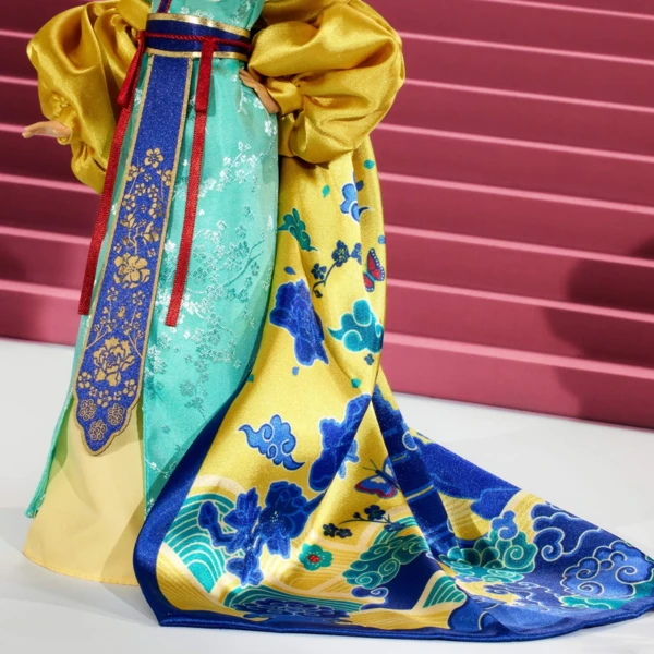 Disney Mulan, Enchanted Elegance