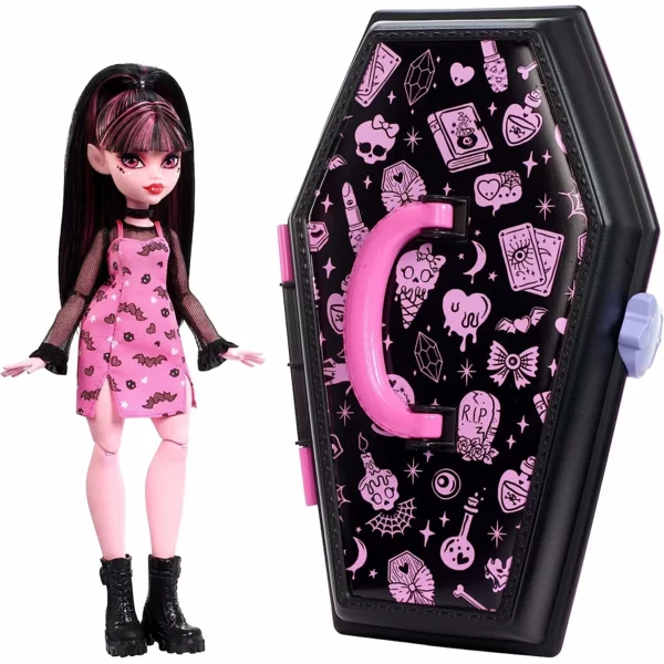 Monster High Draculaura,  Beauty Kit with Bat Clips, Gore-Ganizer