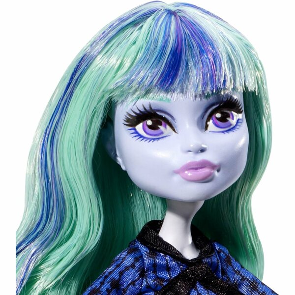 Monster High Twyla with dust bunny Dustin, 13 Wishes