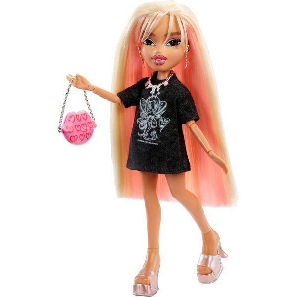 Bratz Karol G (Collector), Celebrity