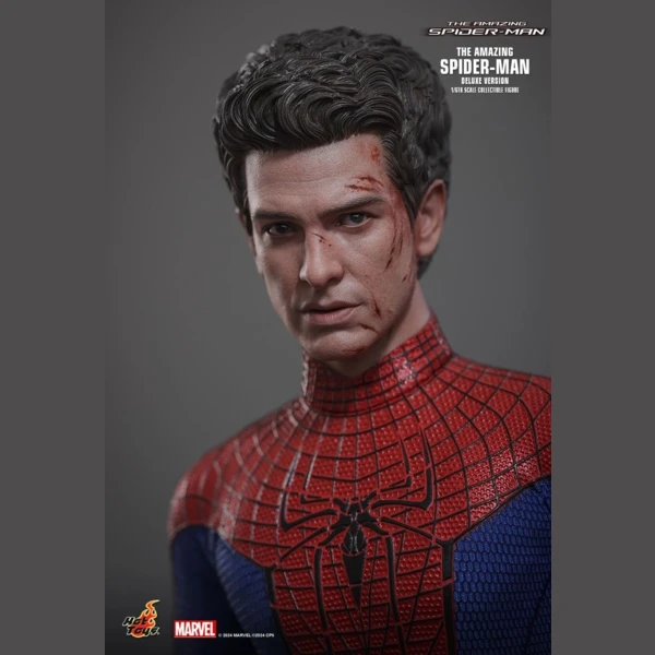 Hot Toys Peter Parker, The Amazing Spider-Man