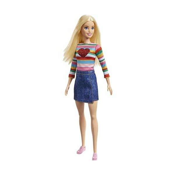 Barbie Malibu Fashion Doll with Blonde Hair, It Takes Two