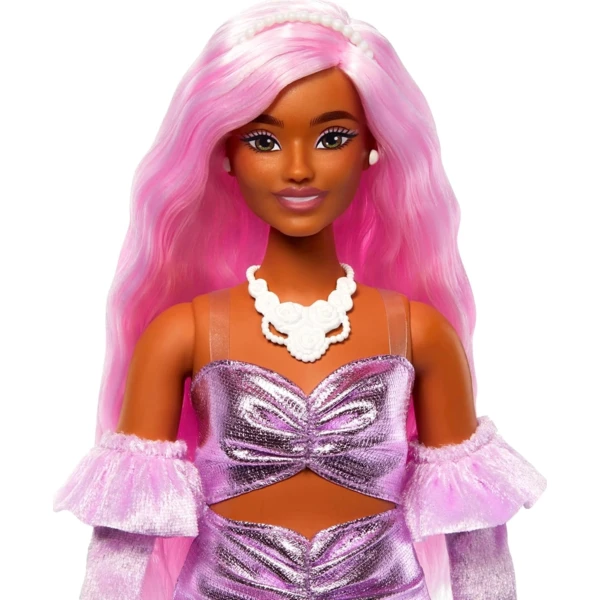 Deluxe Style #1 in Barbiecore Outfit