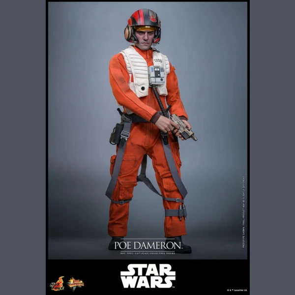 Hot Toys Star Wars: The Force Awakens - Poe Dameron (Deluxe)