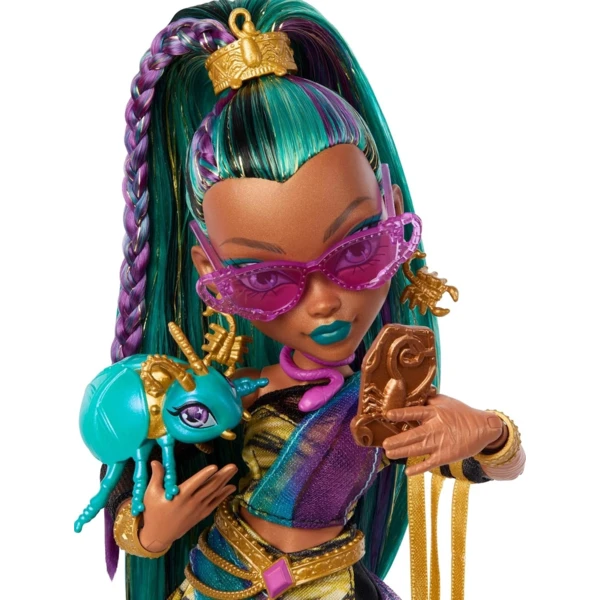 Monster High Nefera de Nile, Students