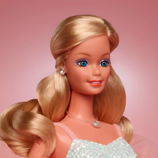 Barbie Blonde, Peaches ‘n Cream