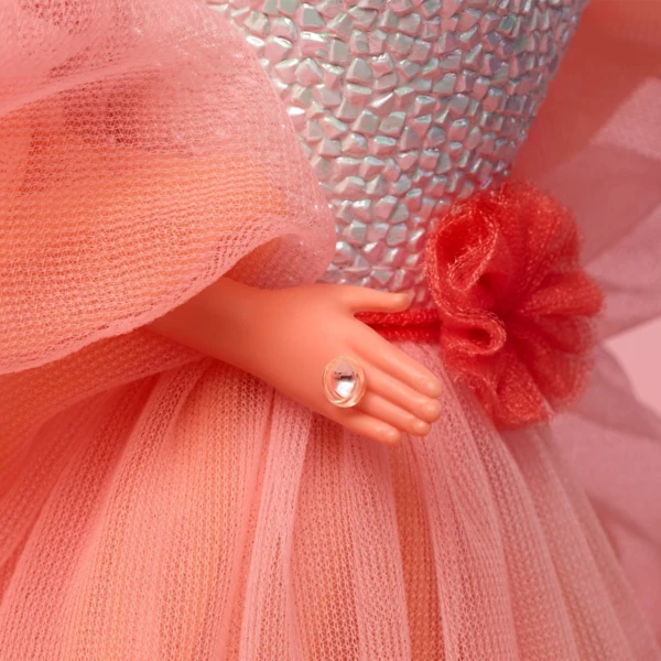 Barbie Blonde, Peaches ‘n Cream
