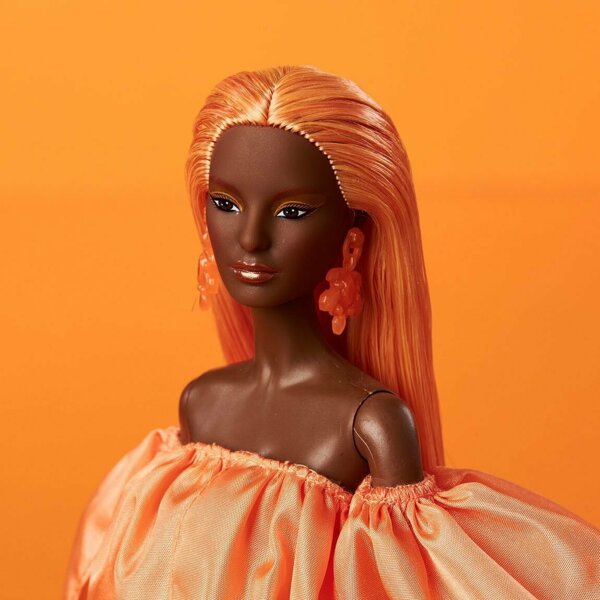 Barbie Orange, Chromatic Couture