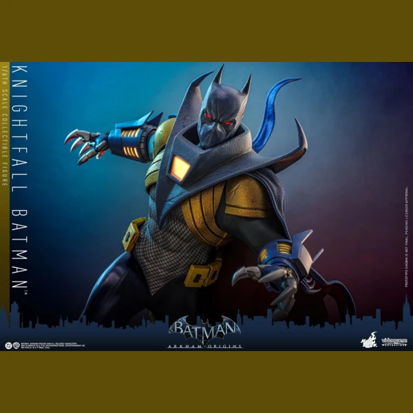 Hot Toys Batman: Arkham Origins - Knightfall Batman (LED Light-Up Function)