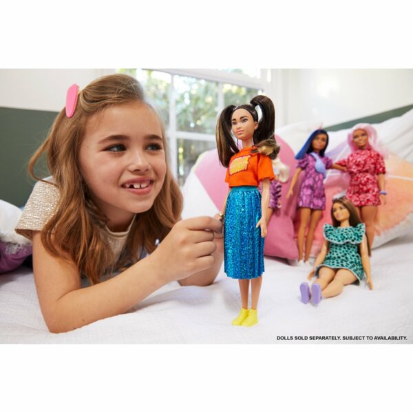 Barbie Fashionistas №145 – Petite