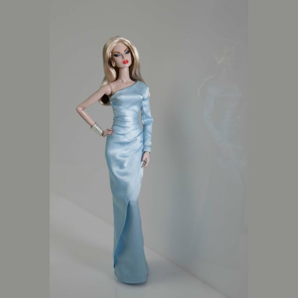 Fashion Royalty Cold-Shoulder Eugenia Perrin Frost, Gloss Convention