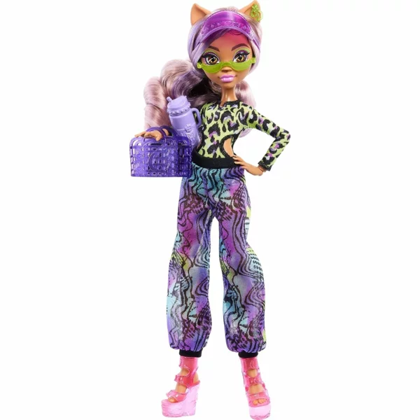 Monster High Clawdeen Wolf with Swimsuit, Joggers and Beach Accessories, Scare-adise Island